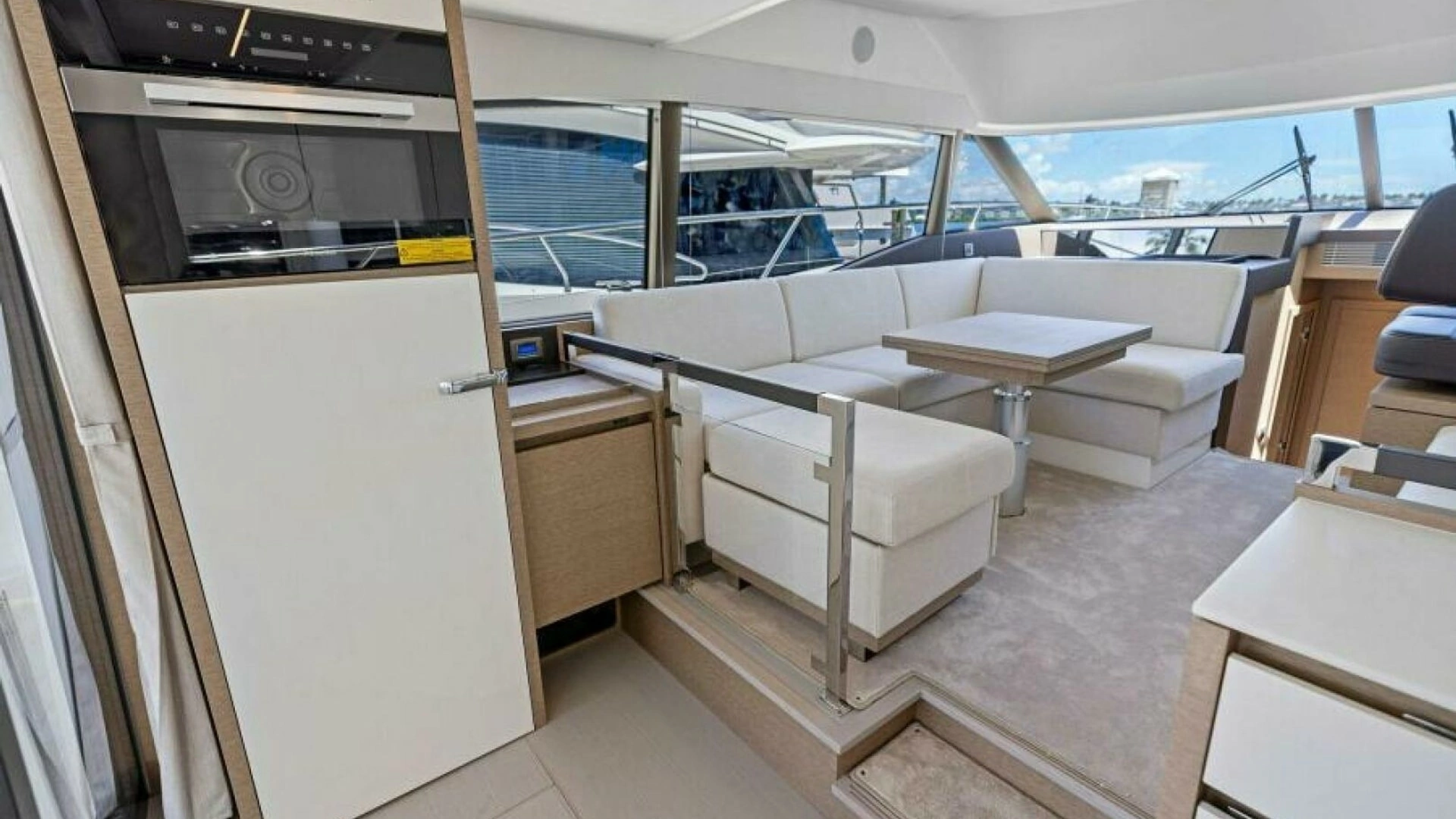 2025 Prestige 460 - Image 4