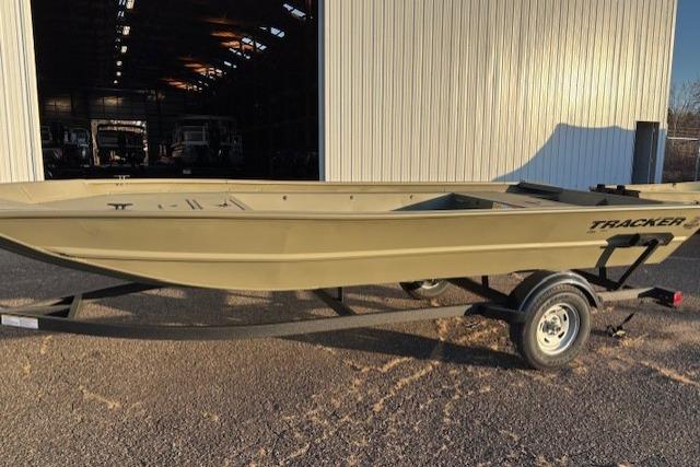 2026 Tracker Grizzly 1754 Utility