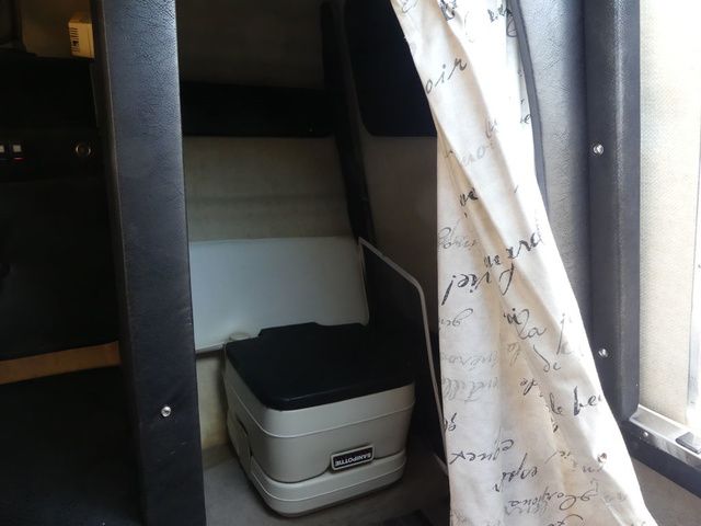 2003 Sea Ray 225 Weekender - 16