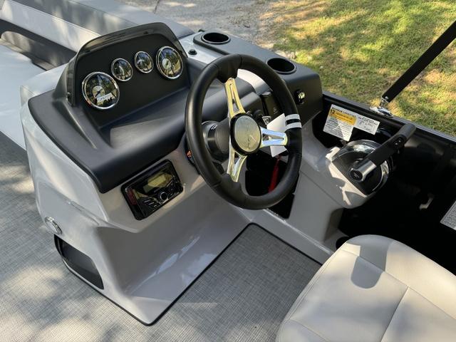 2025 Lowe LS 210 Triple Tube Package - 7