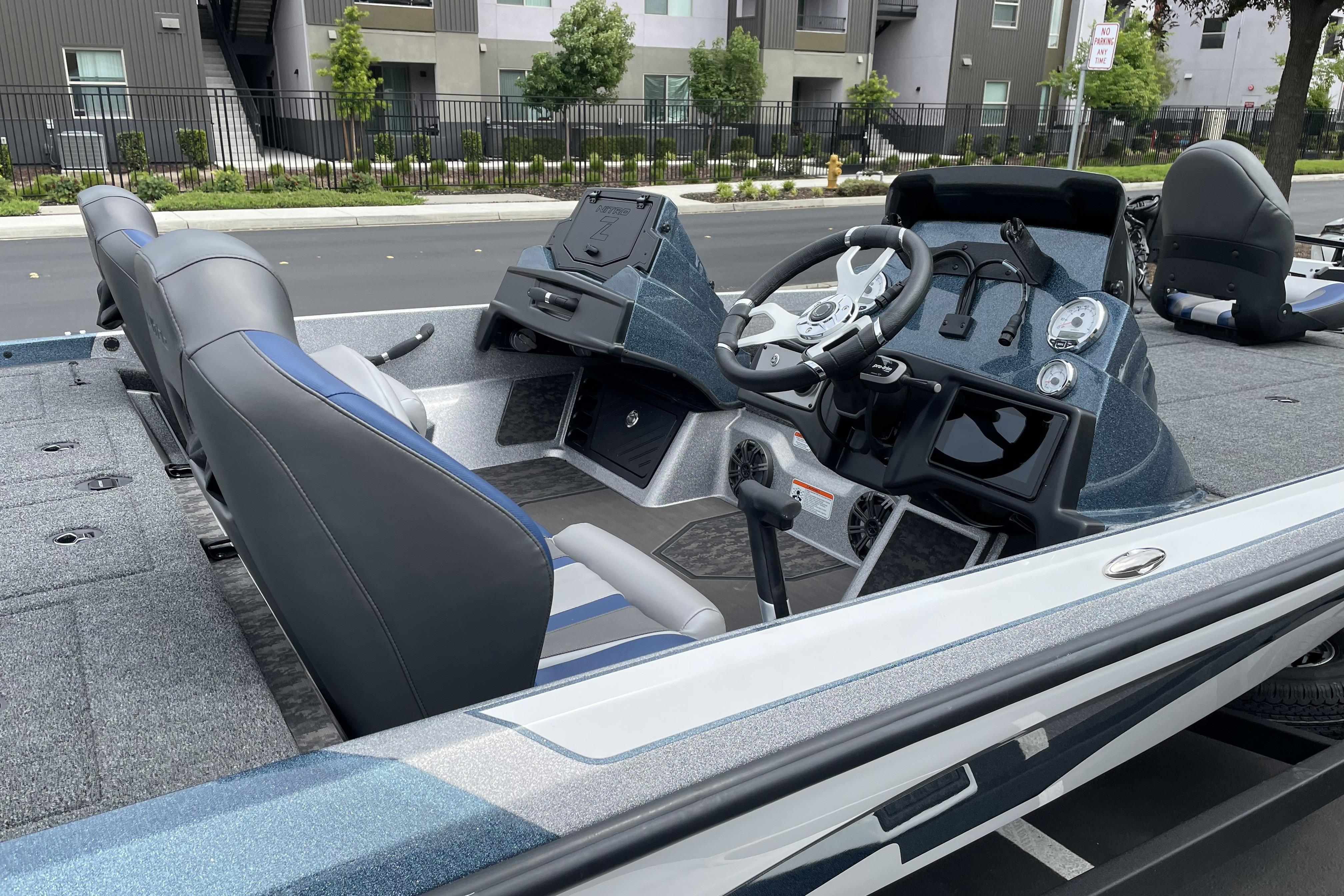 2026 Nitro Z21 XL boat interior with modern dashboard and seating.