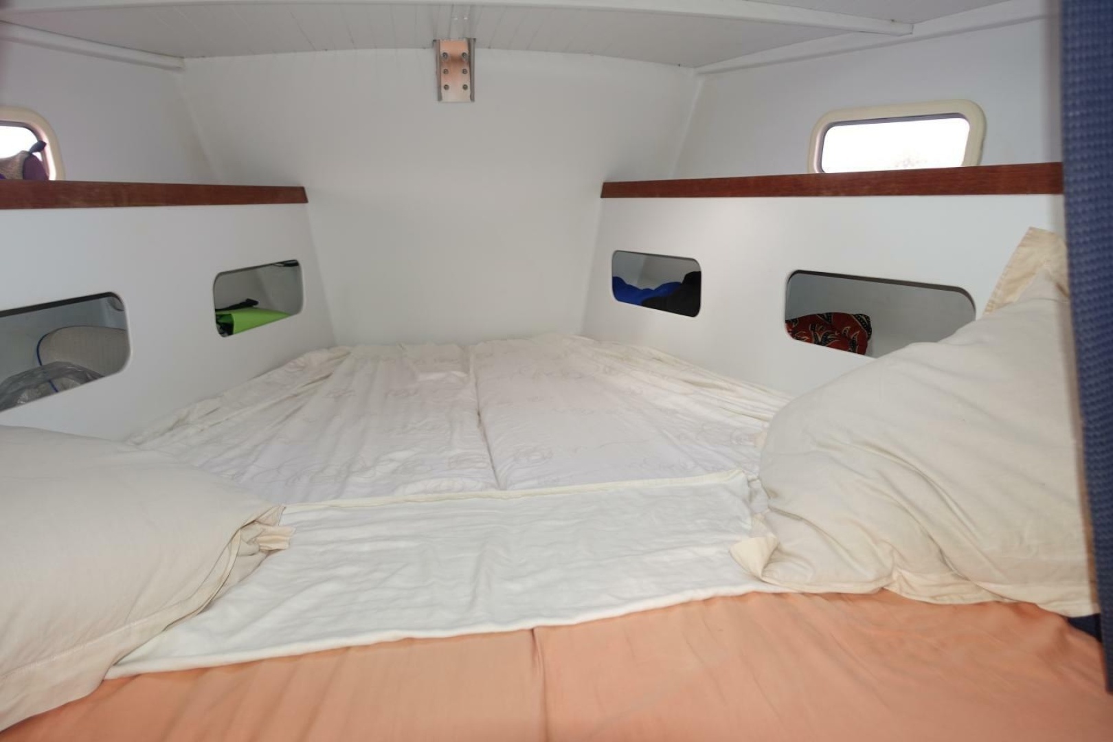 2009 RM Yachts RM1050 - Image 8