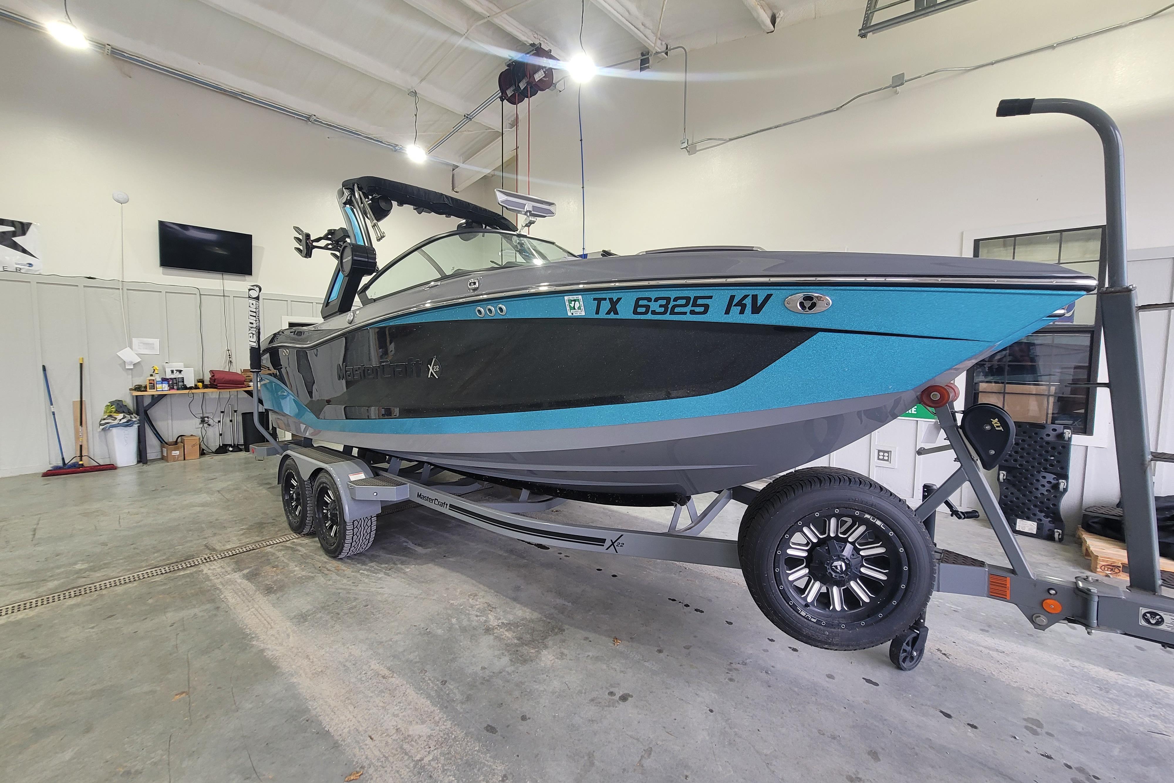 2022 MasterCraft X22