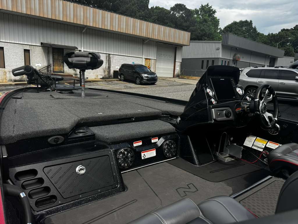 Interior view of a 2022 Nitro Z21 XL Pro boat.