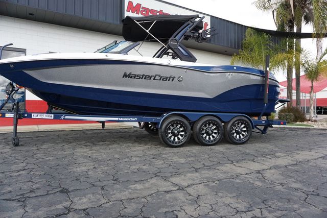 2025 MasterCraft X24 Supercharged 6.2L - 9K Rebate Eligible - 56
