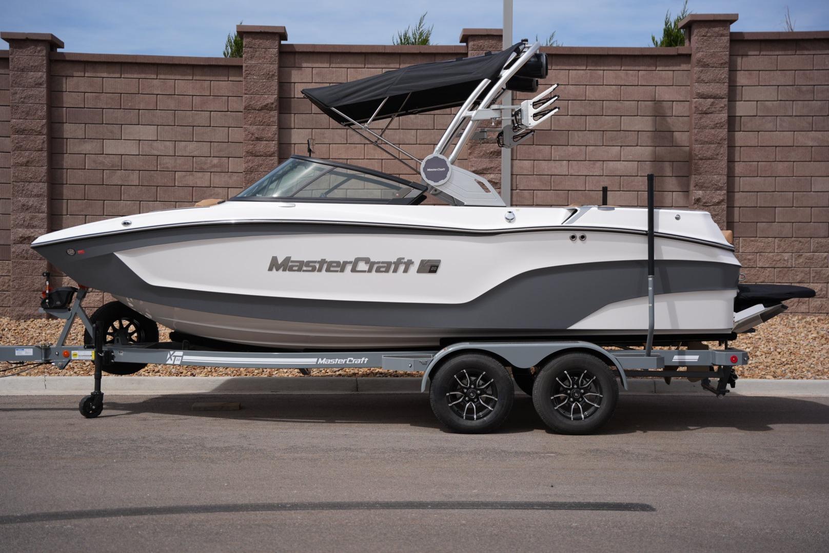2026 MasterCraft XT20