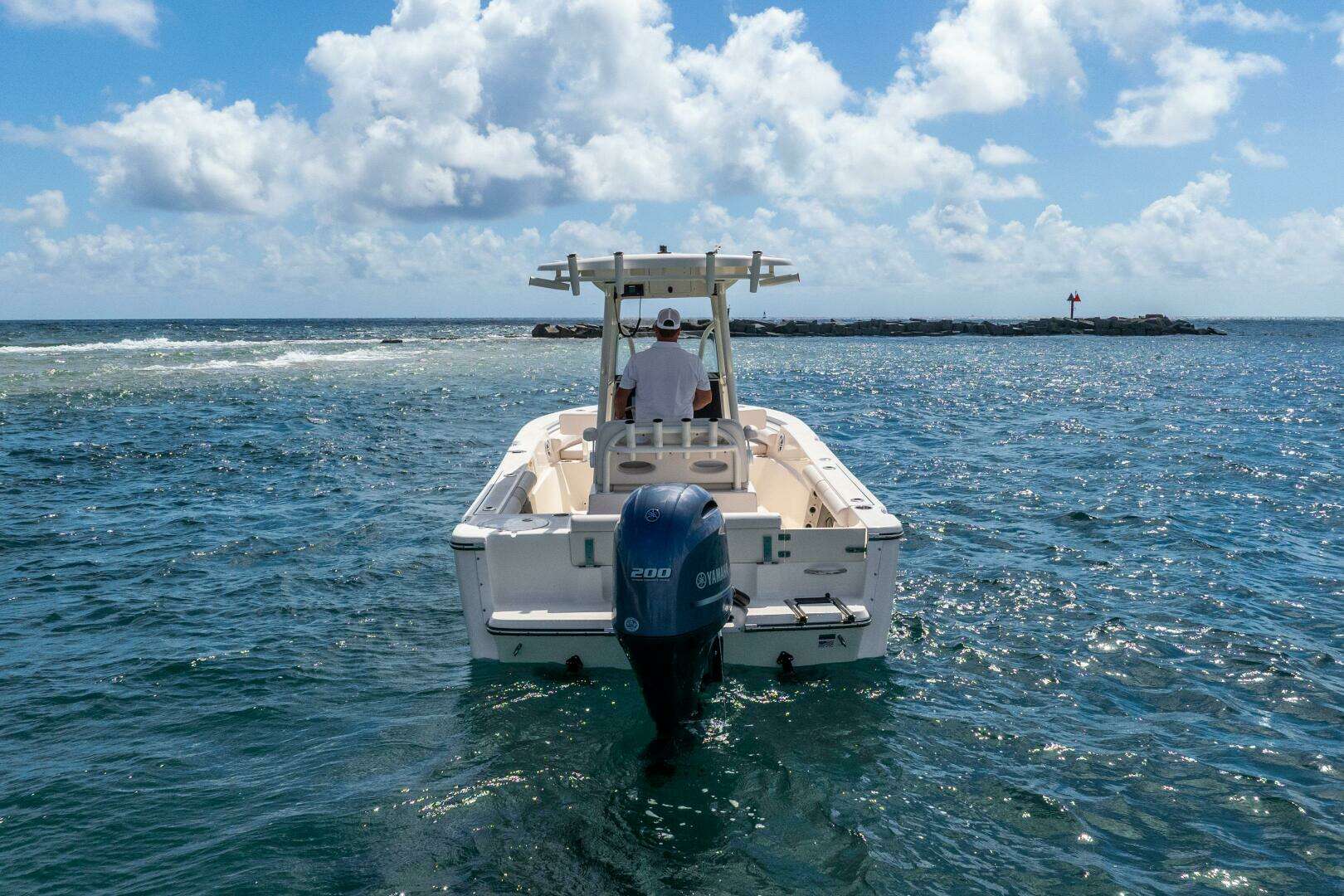 2025 Sea Born LX22 - Image 12