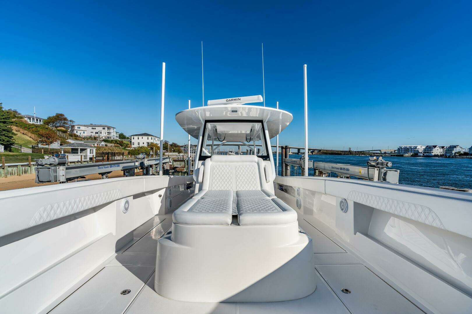 2025 Front Runner 43 Catamaran - Image 52