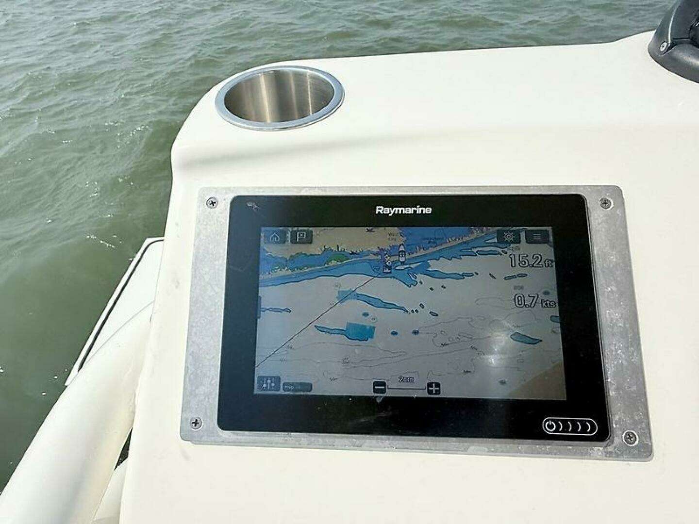 2014 Boston Whaler 350 Outrage - Image 39