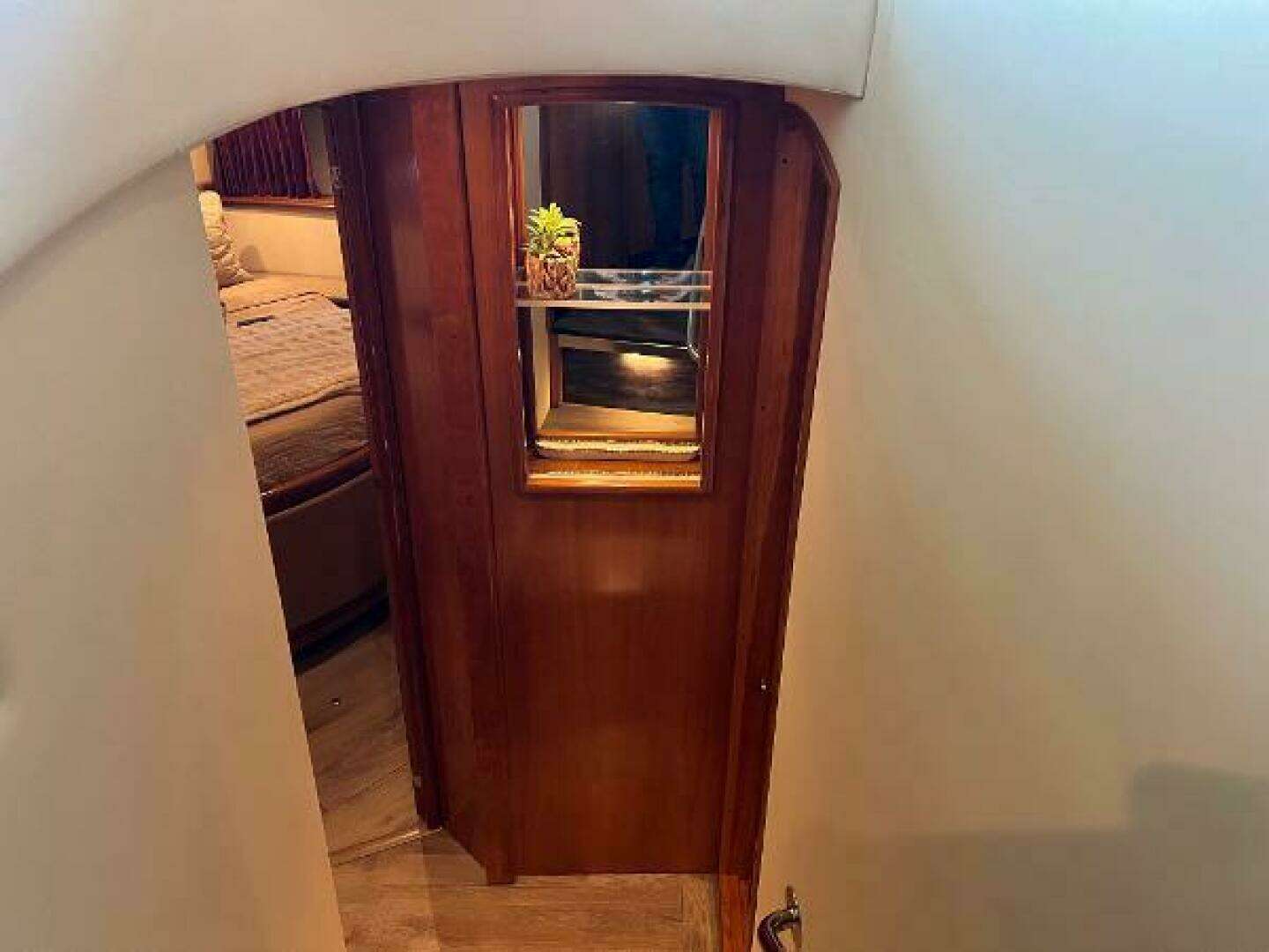 2001 Carver 450 Voyager Pilothouse - Image 64