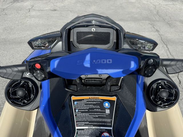 2025 Sea-Doo Wake - 12