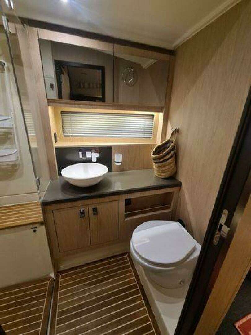 2022 Beneteau Oceanis Yacht 62 - Image 40