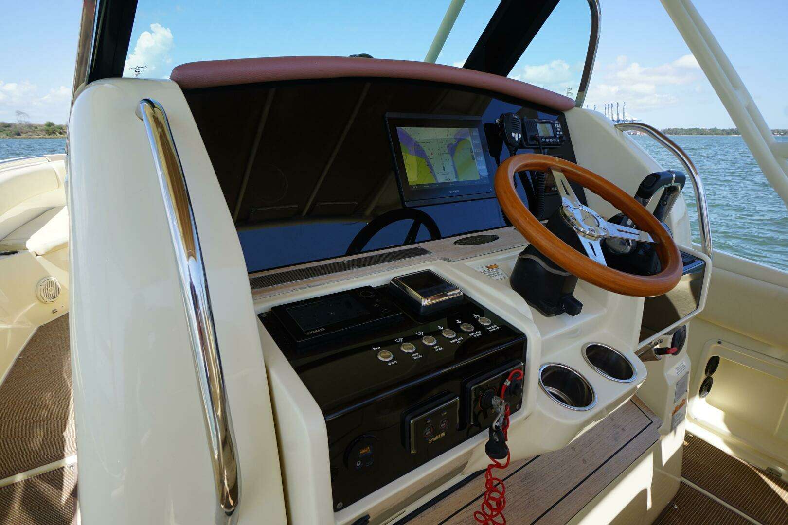 2018 Chris-Craft Catalina 34 - Image 11