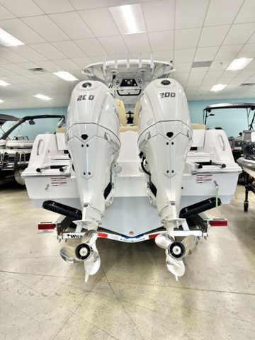 2026 Sportsman Heritage 261 Center Console - 4