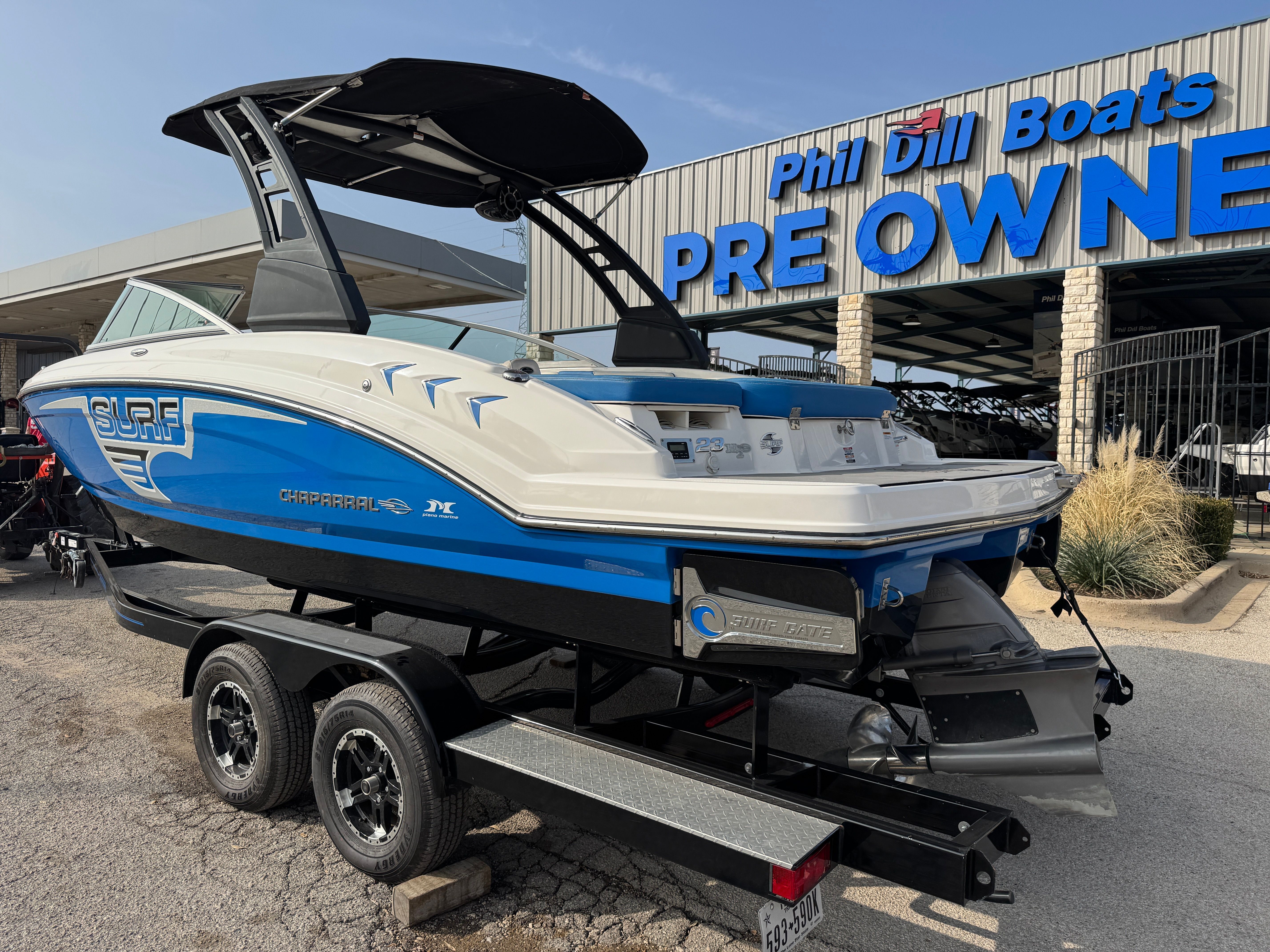 2019 CHAPARRAL 23 SURF - Image 15
