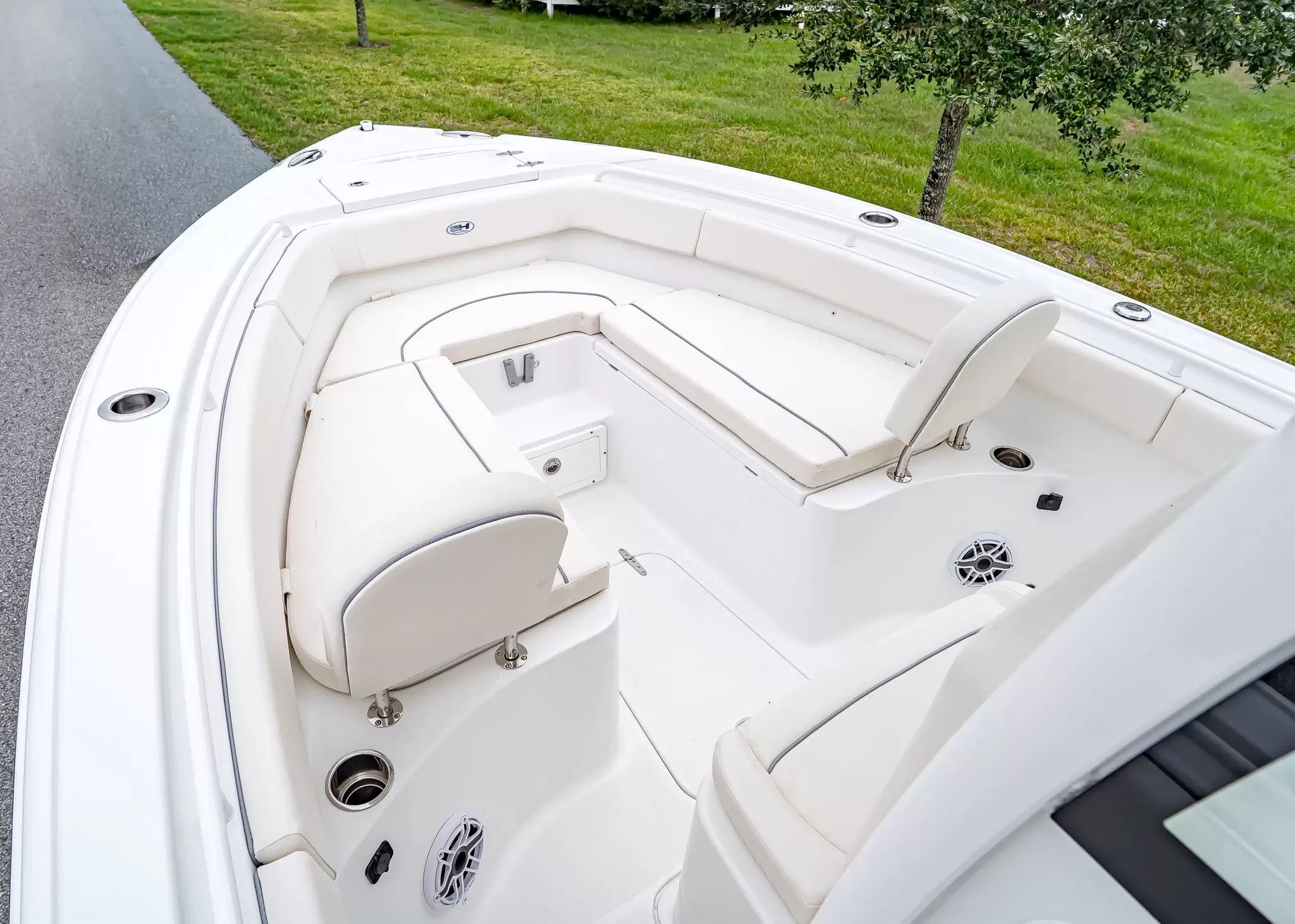 2027 Sea Hunt Ultra 255 SE - 24