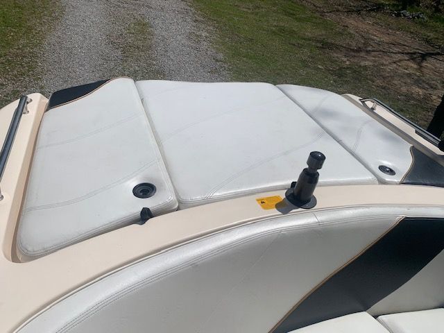 2001 Correct Craft Super Air Nautique boat rear view.