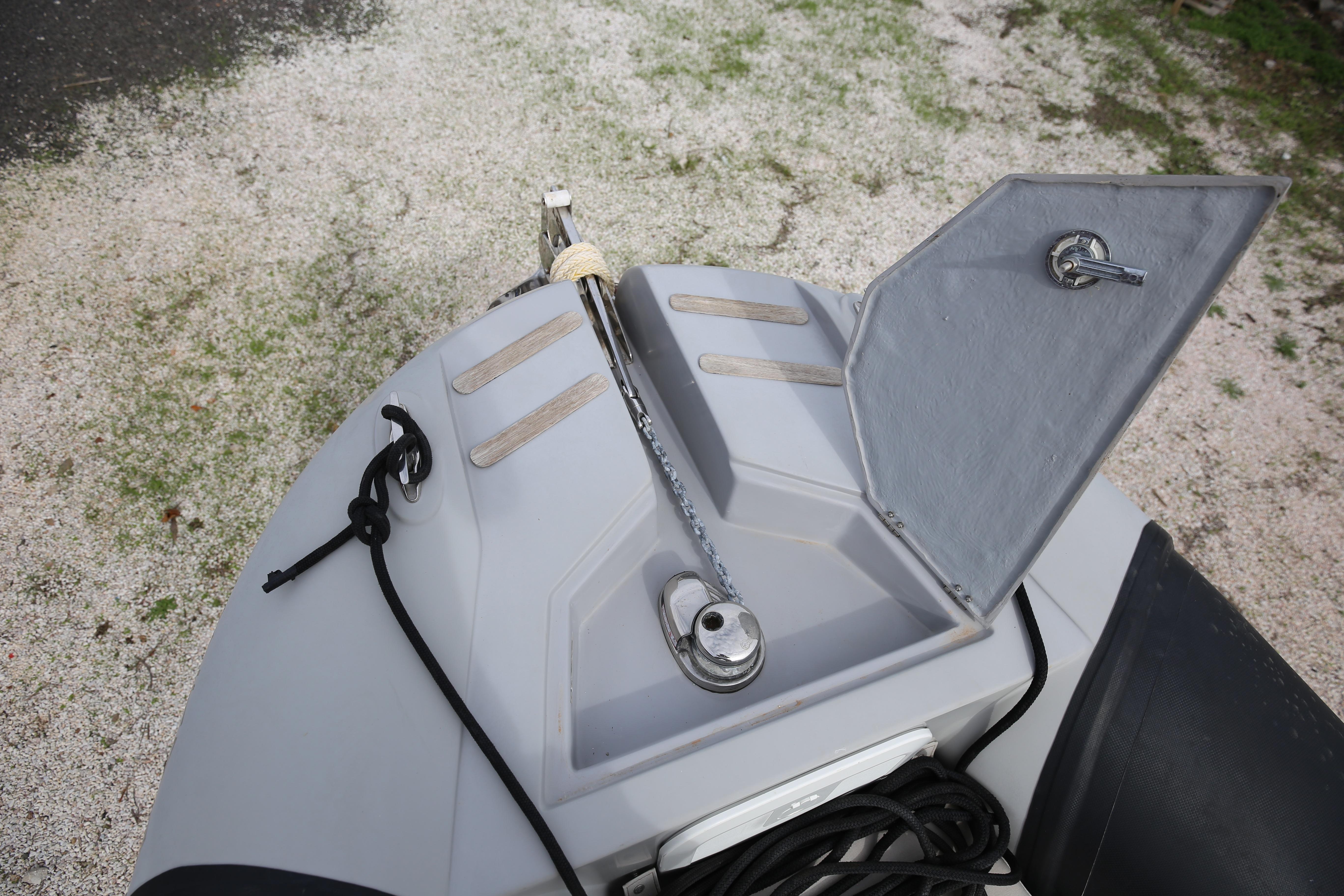 2021 Panamera Yacht PY80 anchor system on deck, featuring chain and rope.