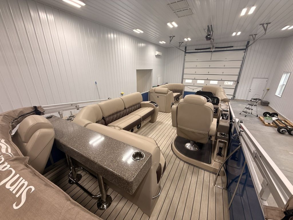 2024 SunCatcher Elite 326 SE - 28