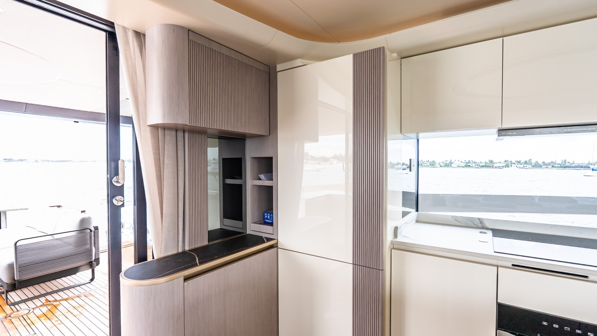 2027 Absolute Navetta 70 - Image 30