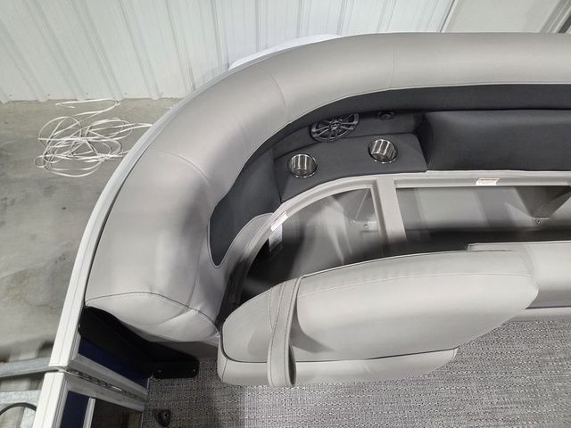 2026 BARLETTA BOATS Aria 24 QC - 23