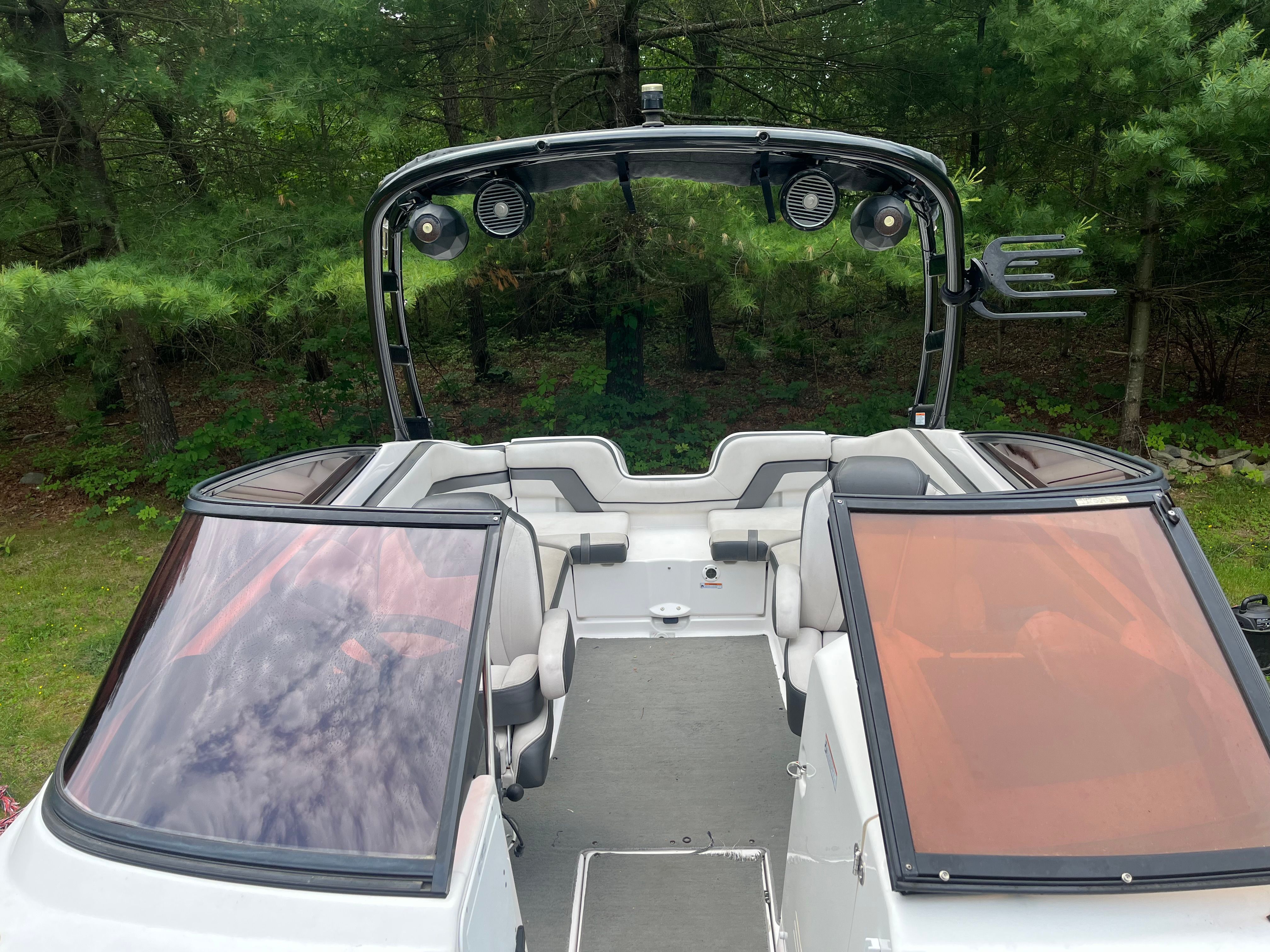2017 Yamaha Boats AR240 - 6