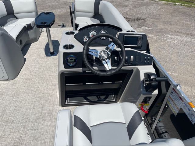 2026 SunCatcher Select 20F - 11