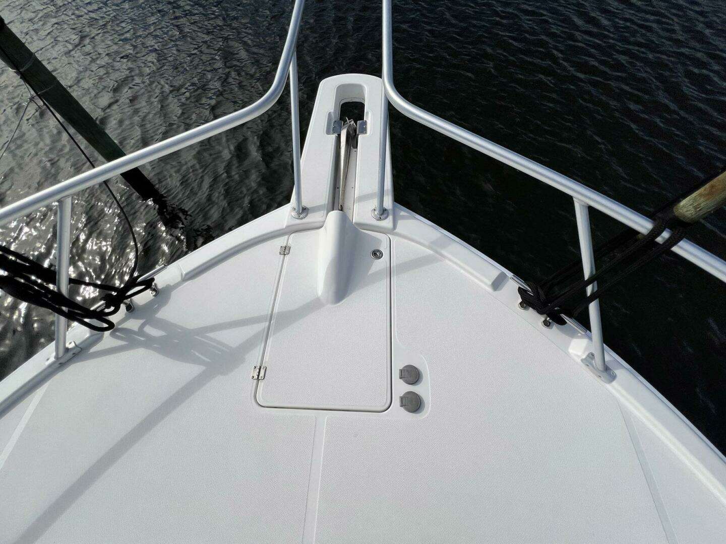 2007 Luhrs 41 Hardtop Express - Image 11