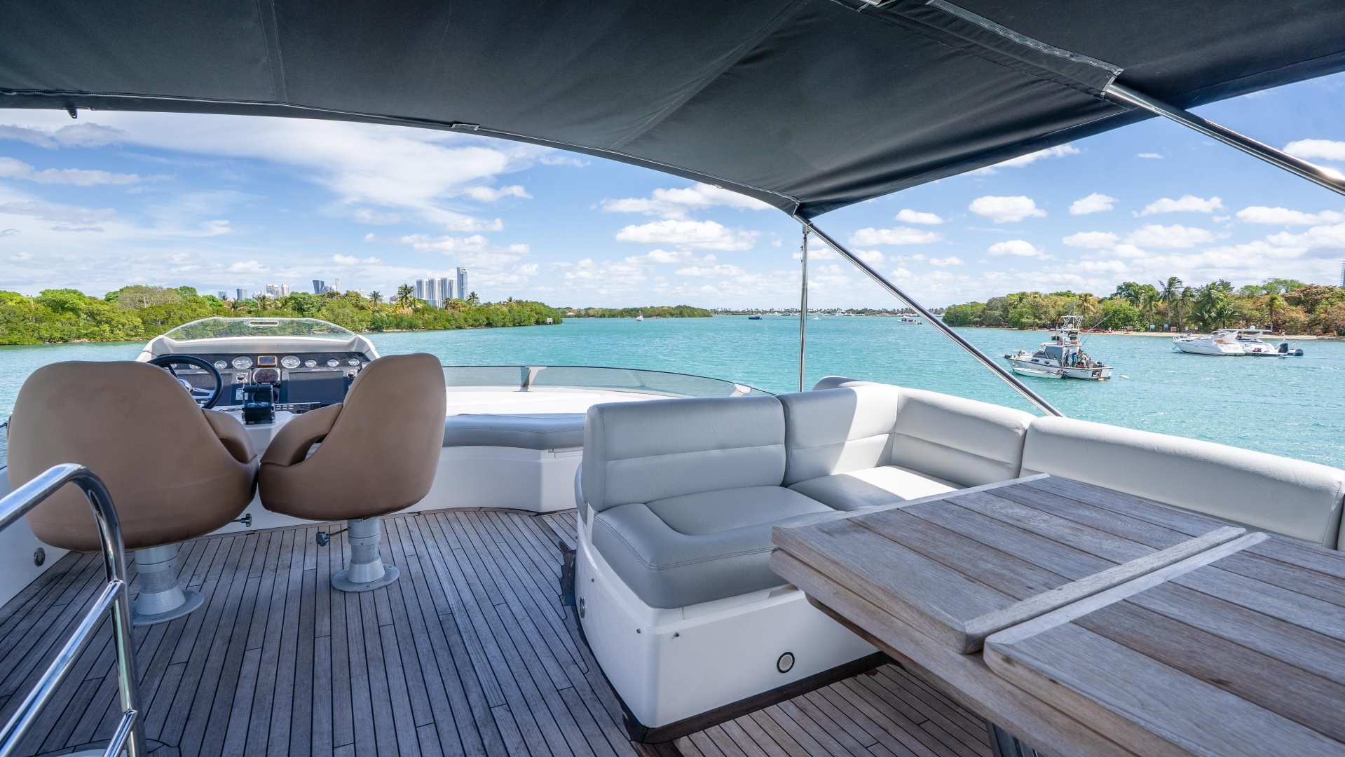 2014 Sunseeker 68' Sport Yacht - Image 65