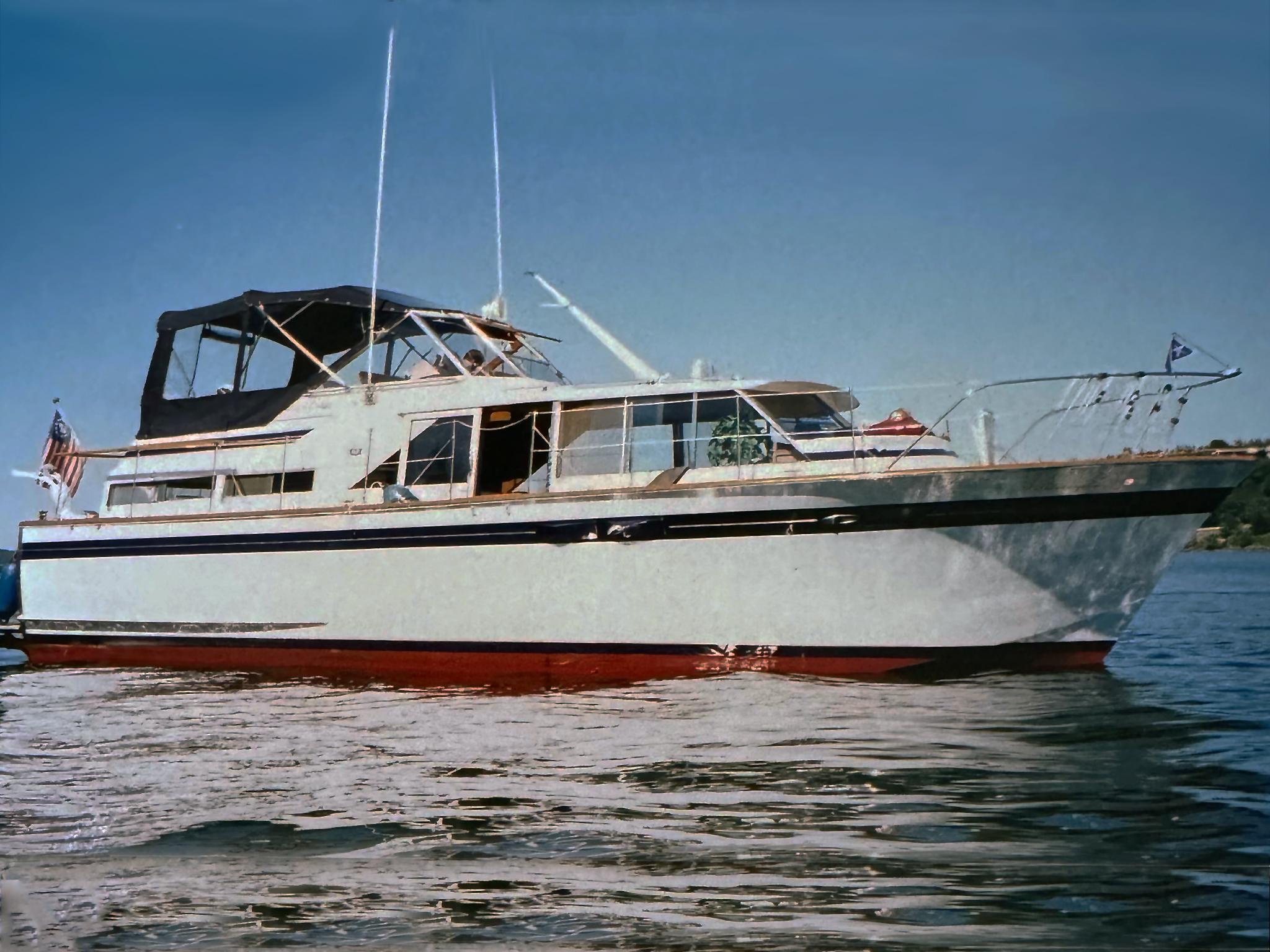 1965 Chris-Craft 38 Constellation