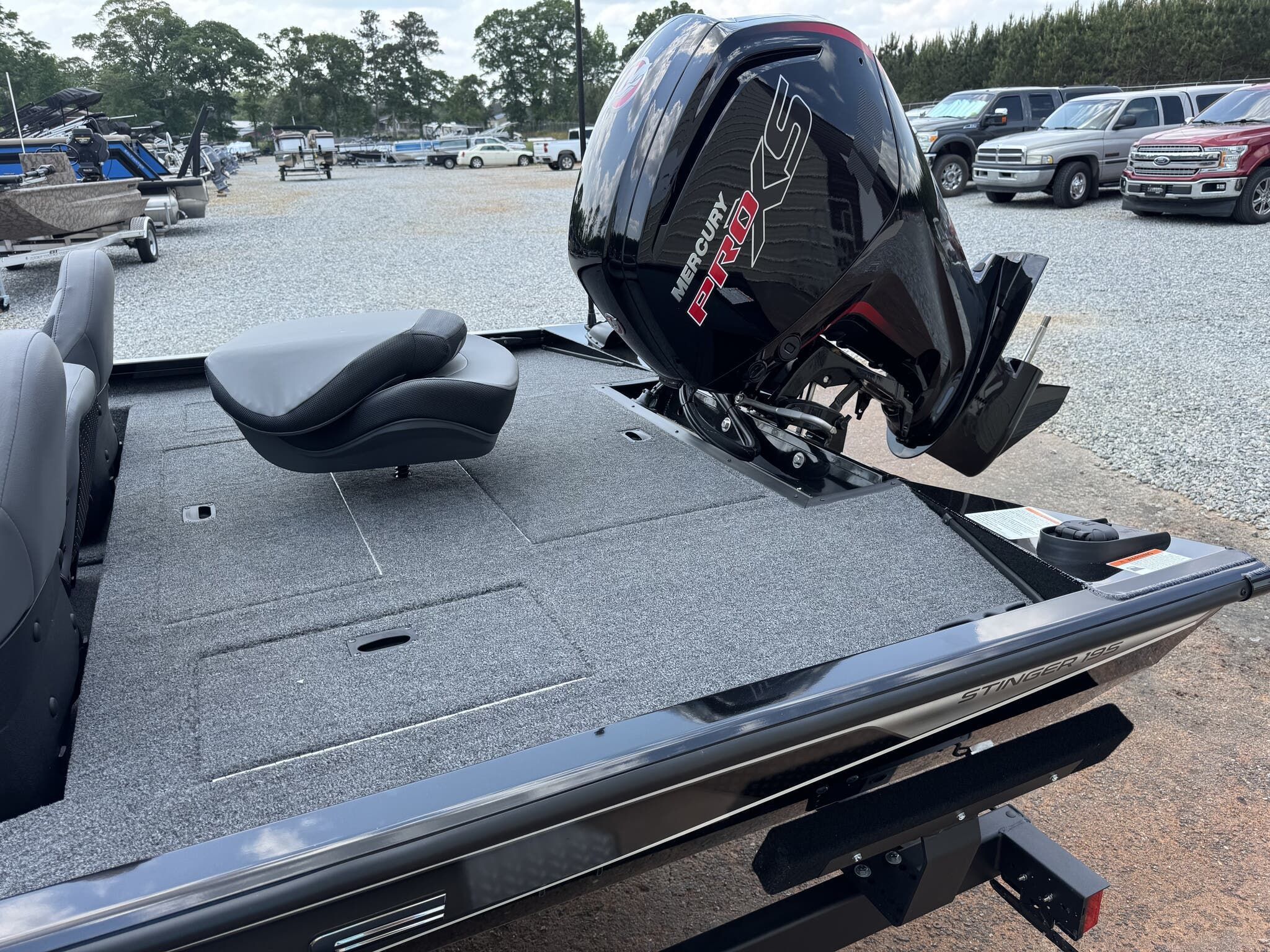 2026 Lowe Stinger 195 Bass - 9