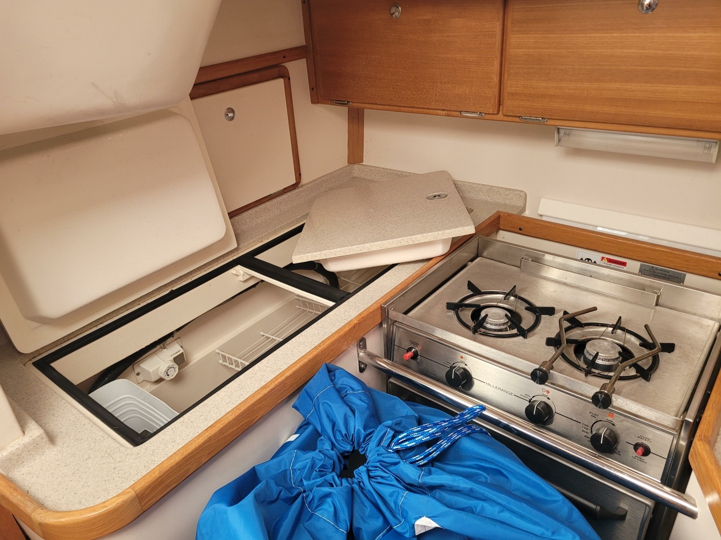 2006 Catalina 320 - Image 28