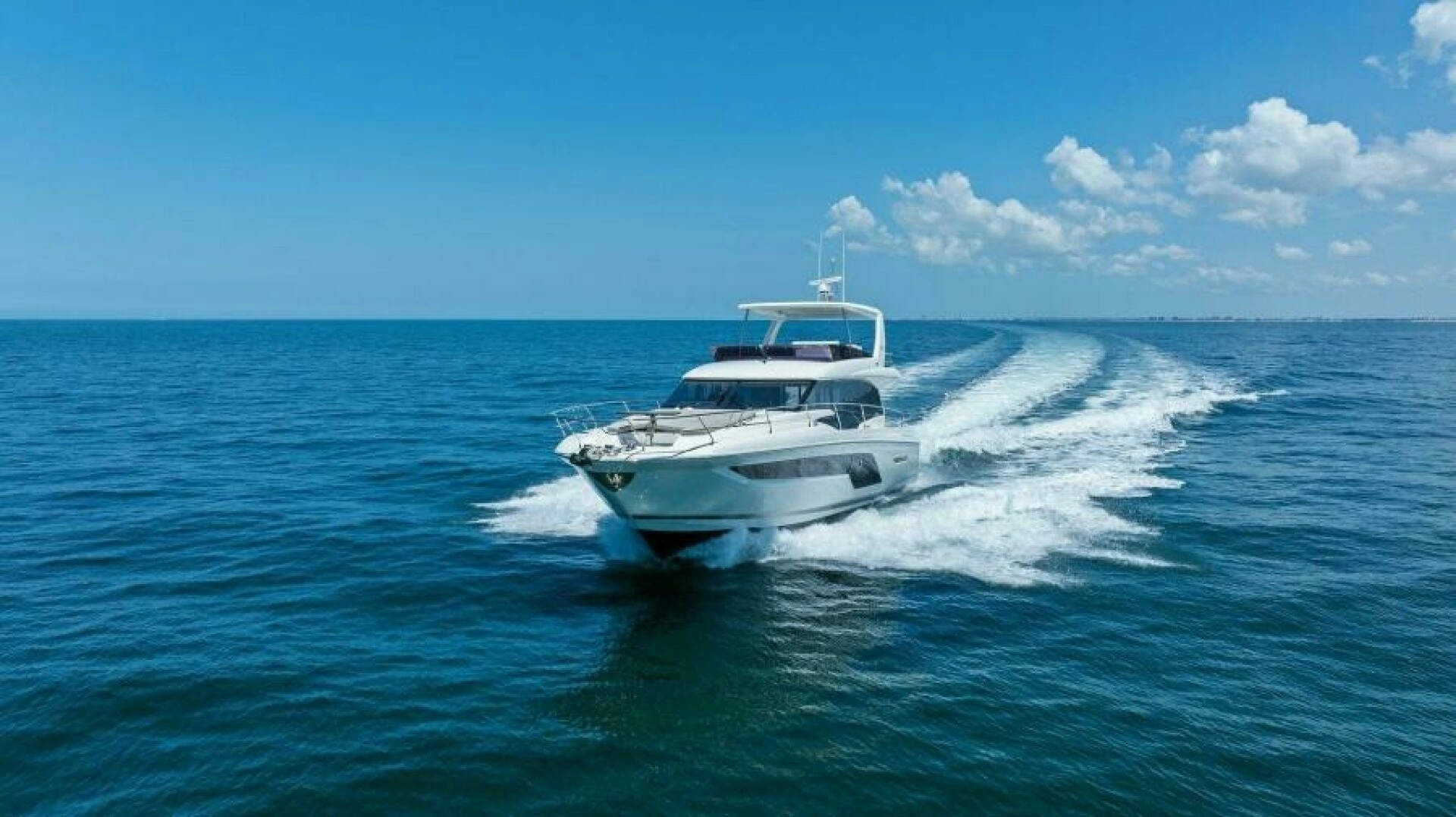 2022 Prestige 590 Flybridge - Image 78