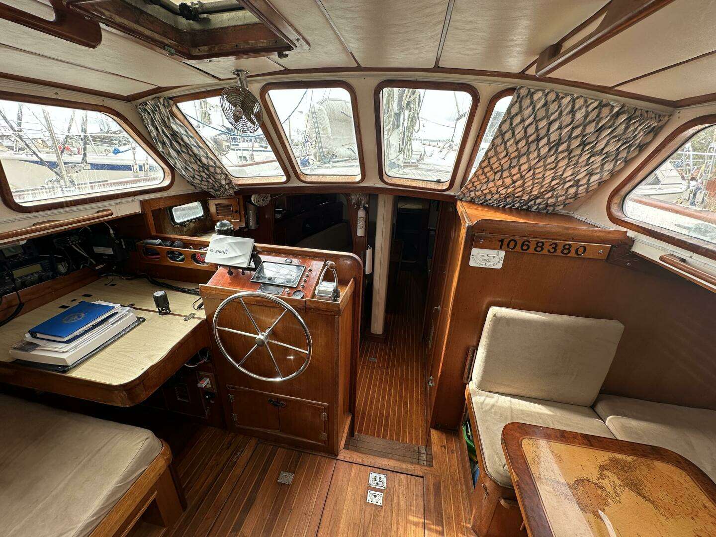 1986 Oceanic — - Image 6