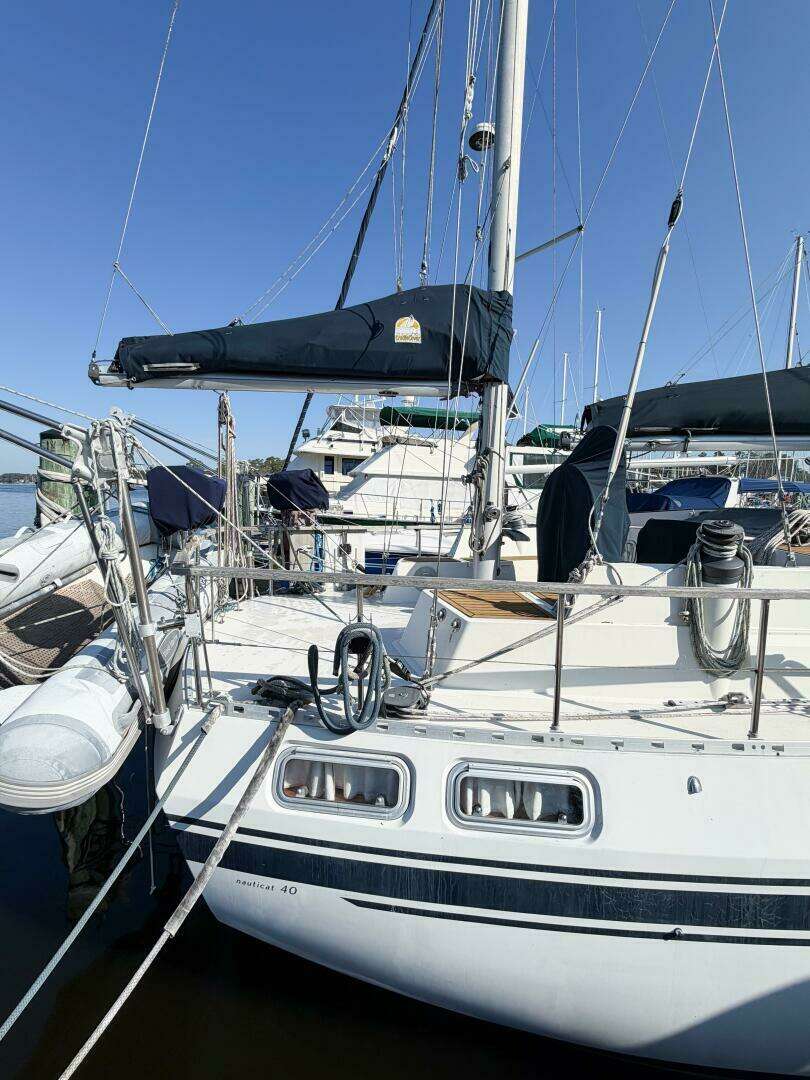 1986 Nauticat 40 Cutter Ketch Pilothouse - Image 4