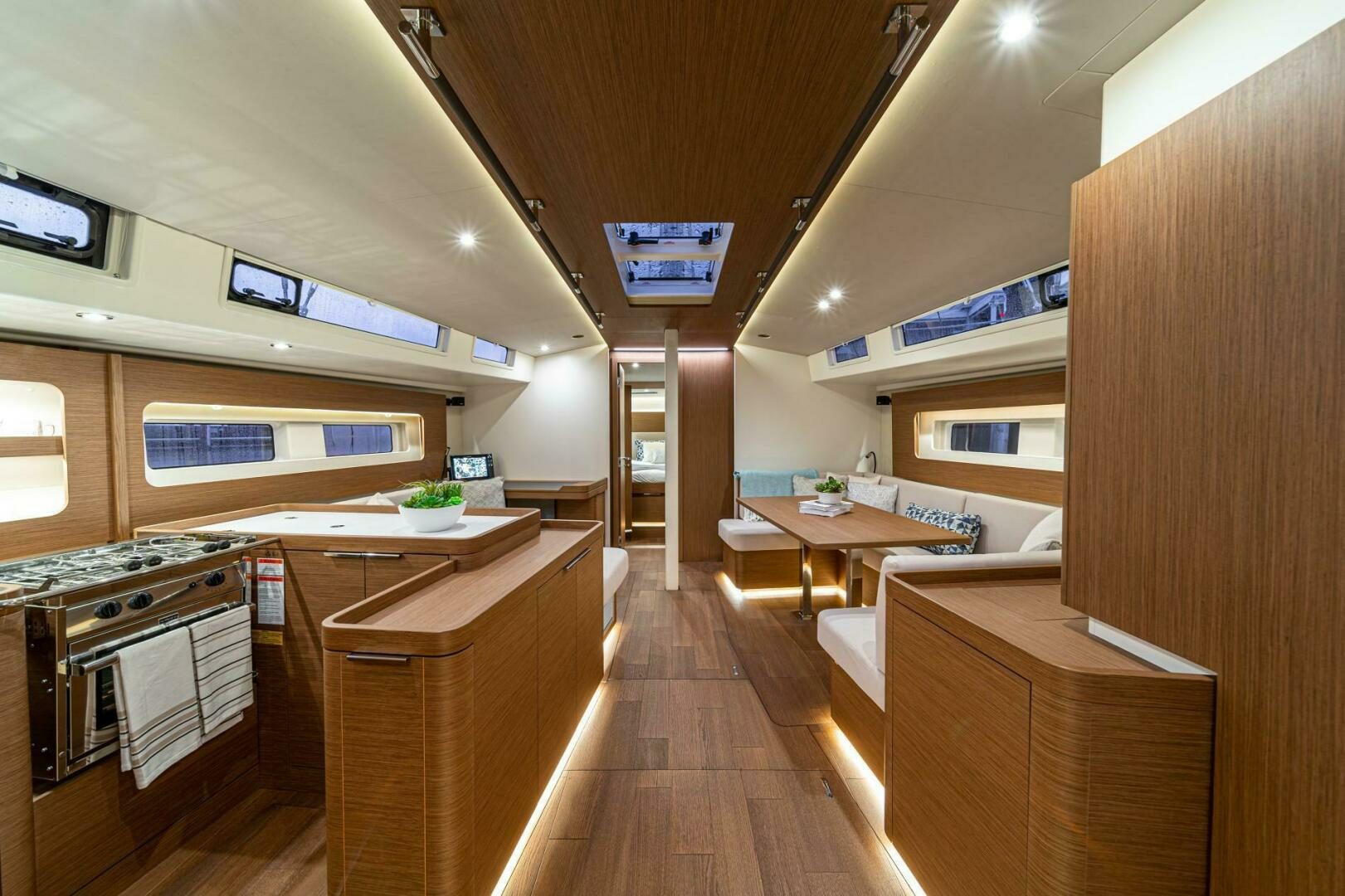2026 Beneteau Oceanis Yacht 54 - Image 11
