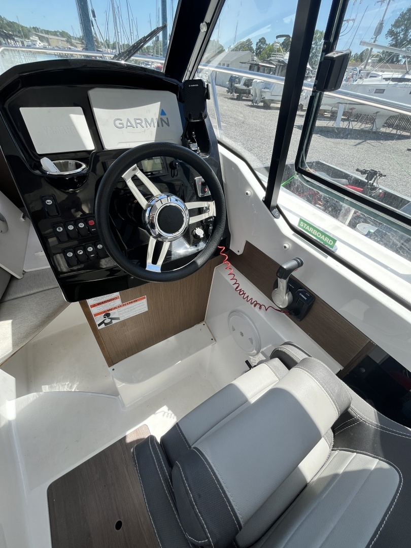 2022 Jeanneau NC 795 Series 2 - Image 6
