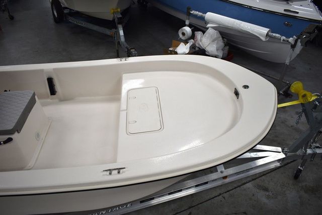 2025 Carolina Skiff E20 JVX Center Console - 5
