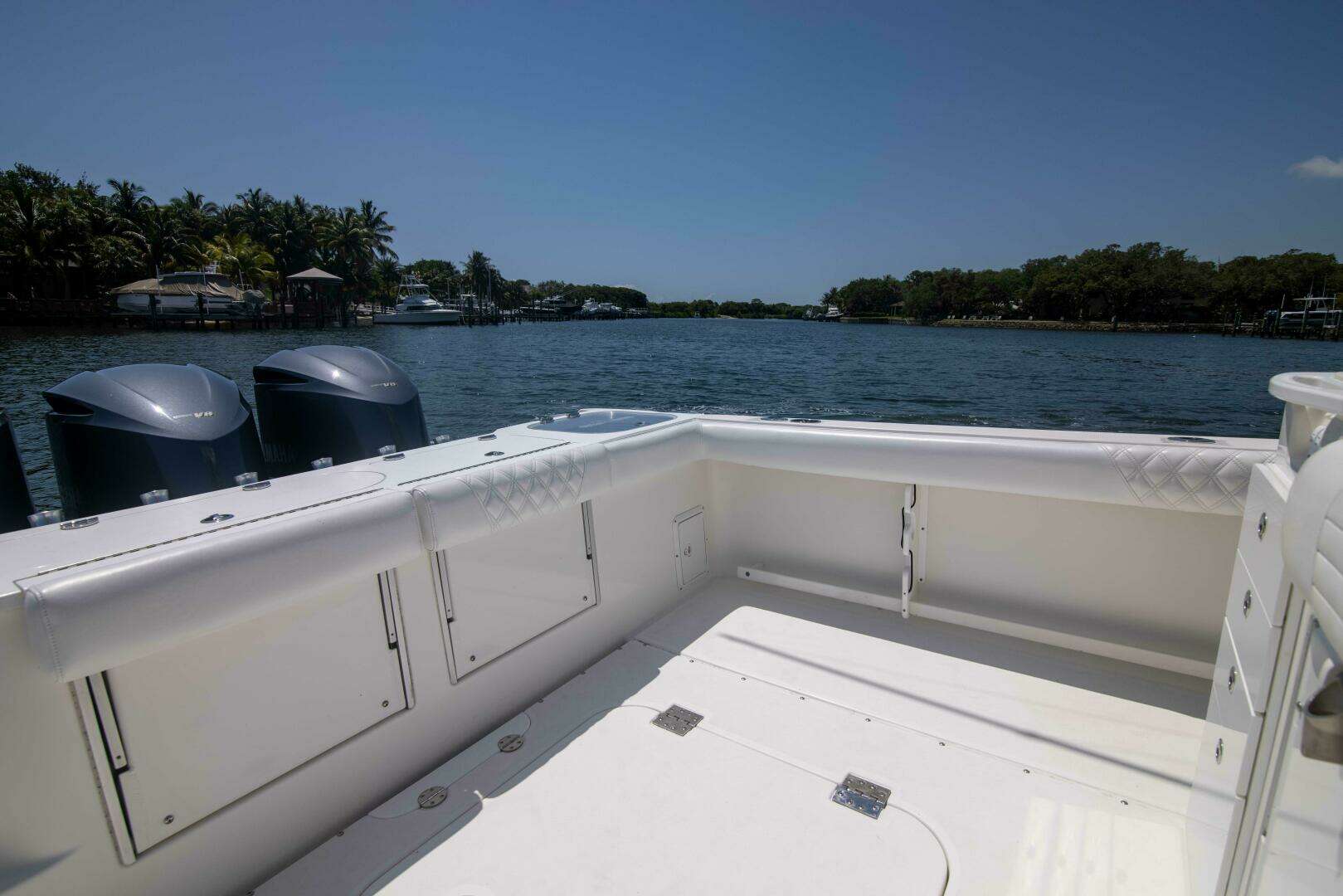 2009 Everglades 350CC - Image 24