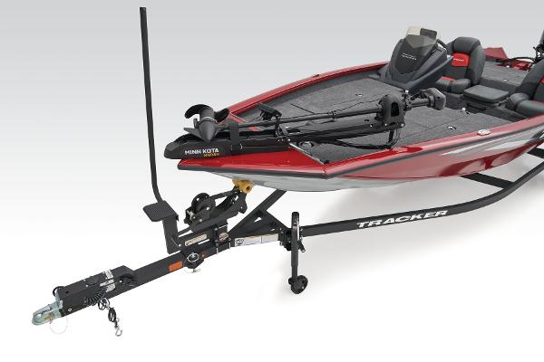 2025 Tracker Pro Team 175 - 18