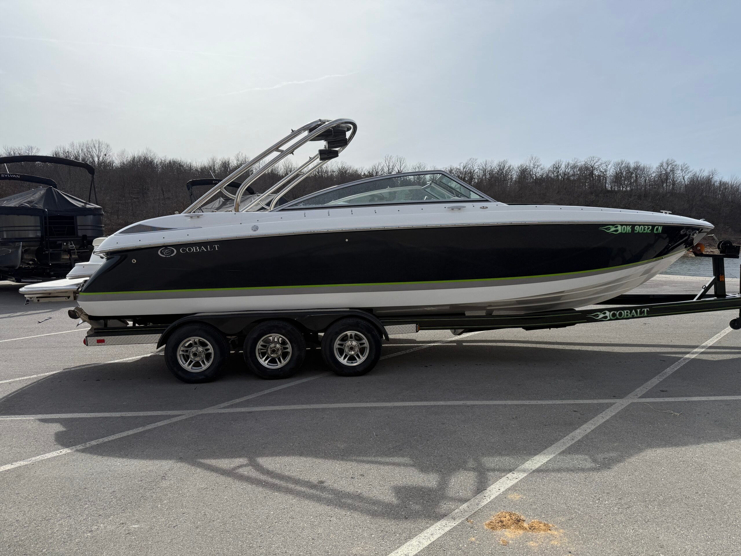 2006 Cobalt 272 - 18