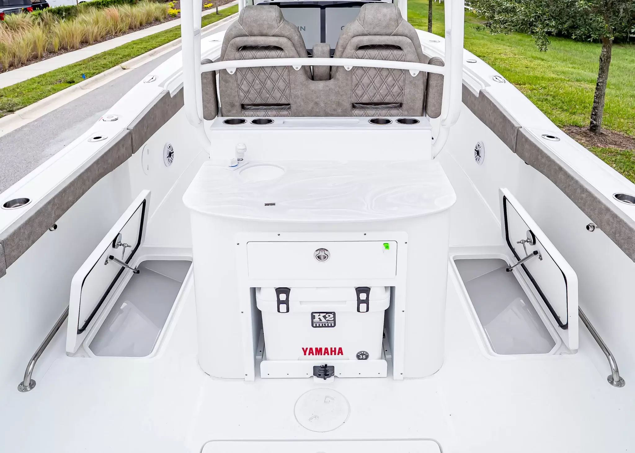 2027 Sea Hunt Ultra 285 SE - 16