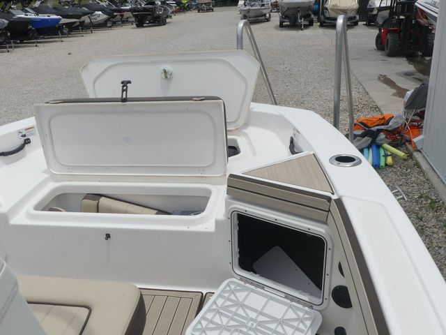 2022 Yamaha Boats 195 FSH Sport - 29