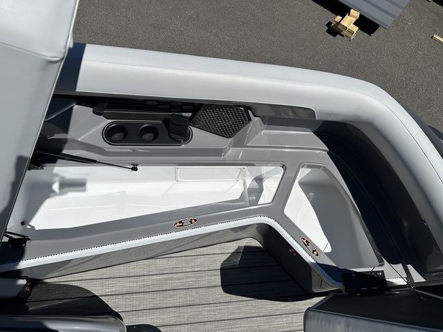 2025 Harris Crowne 250 SL - 26