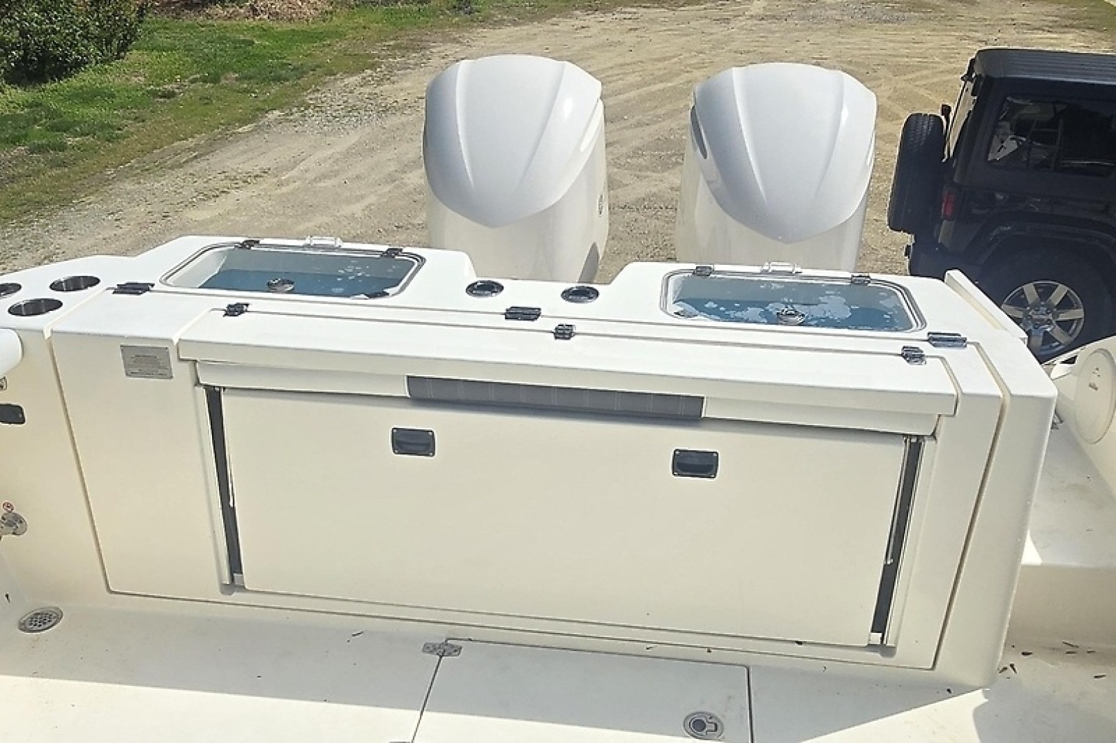 2020 Cobia 320 Center Console - Image 22