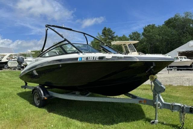 2013 Yamaha Boats AR192