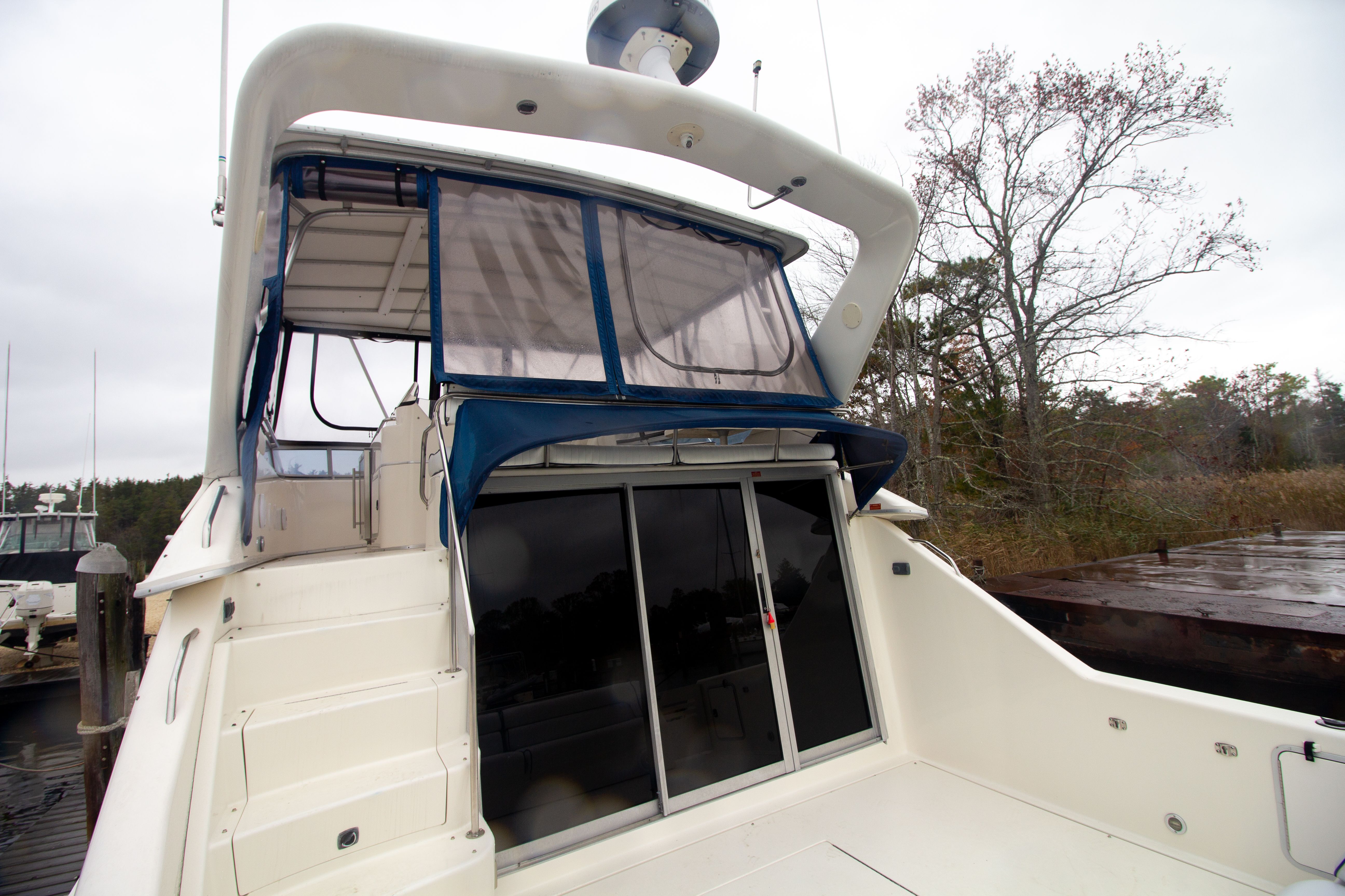 1993 Sea Ray 440 Express Bridge - 17