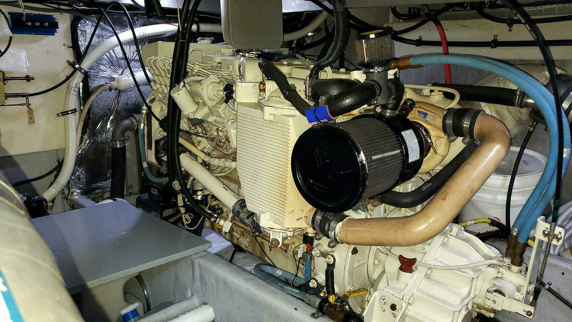 2004 Meridian 411 Sedan Bridge - Image 38