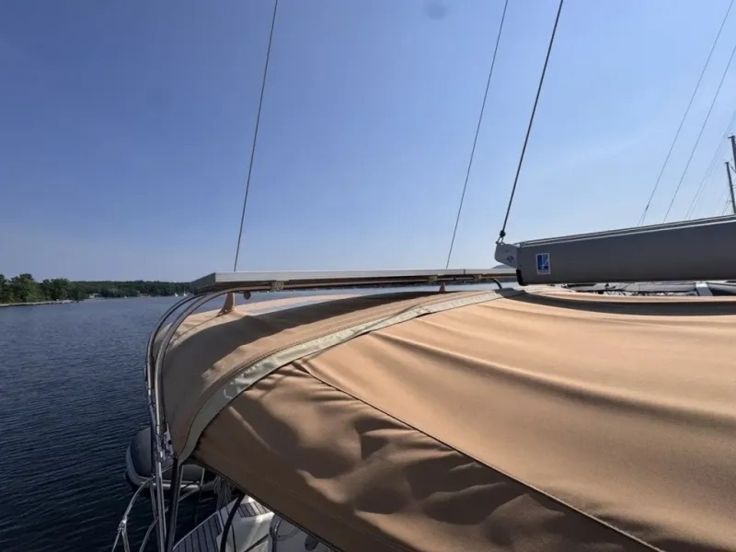2011 Jeanneau 50 Deck Saloon - Image 8
