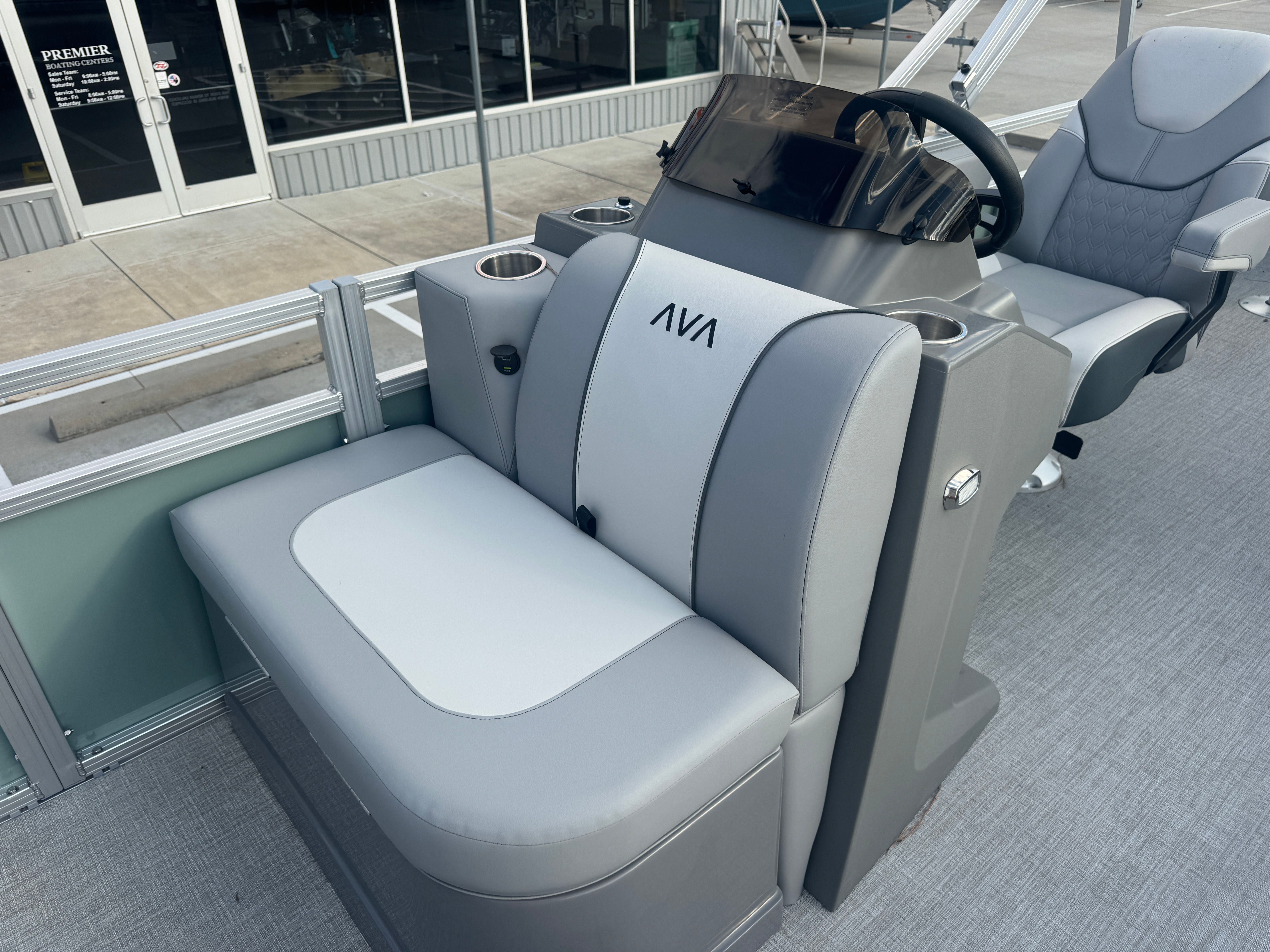 2026 Avalon Venture 85 Quad Fish - 21' - 12